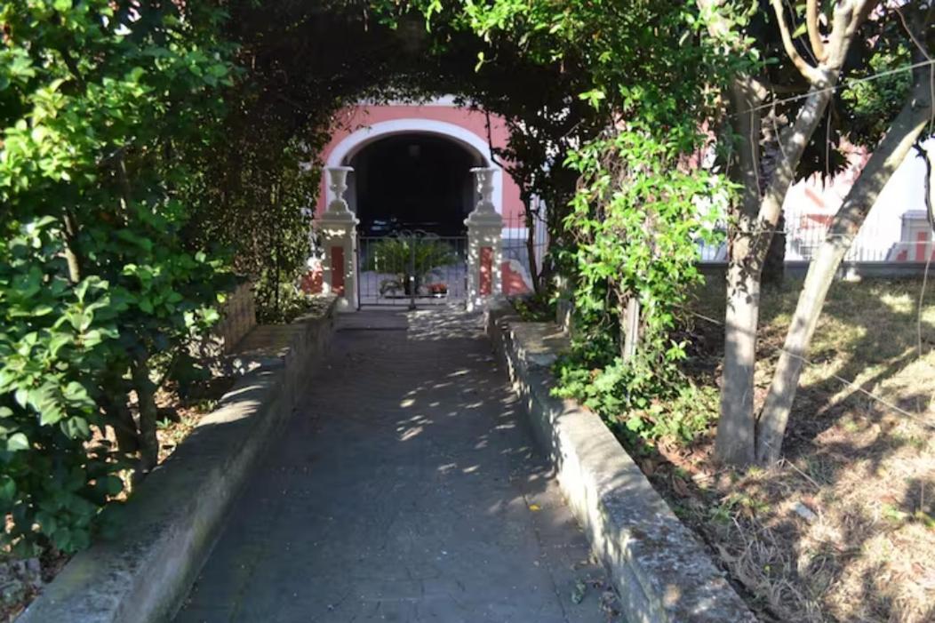 Villa Aura Torre del Greco Bagian luar foto