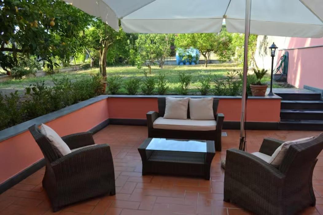 Villa Aura Torre del Greco Bagian luar foto